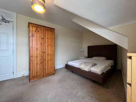 4 bedroom maisonette to rent - Photo 4