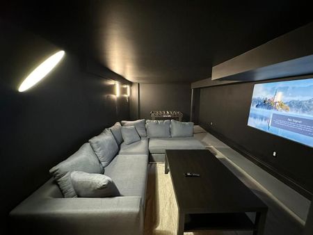 For Lease - 57 Highfield Road, Toronto, Ontario - Photo 4