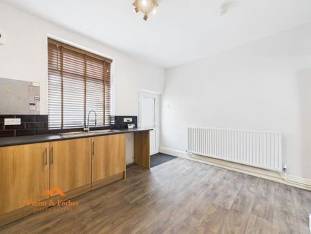 2 bedroom end of terrace house to rent - Photo 5