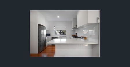 5 Deakin Street, Yarraville, Vic 3013 - Photo 3