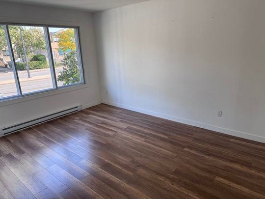 8321 Boul. Maurice-Duplessis, H1E 3B5, H1E 3B5, Montréal - Photo 1