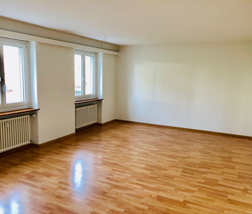 3-ZIMMERWOHNUNG IM ERDGESCHOSS MIT GUTER ANBINDUNG - NÄHE BAHNHOF - Foto 3