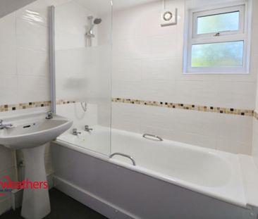 3 bedroom semi-detached house to rent - Photo 6