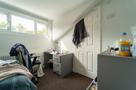 8 bedroom house to rent - Photo 3