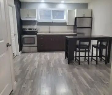 Downtown basement bachelor studio apartment with private entrance |... - Photo 1