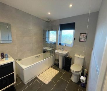 4 Fulmar Avenue, Carrickfergus, BT38 7RR - Photo 6