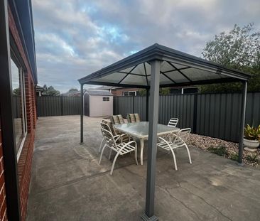 Clyde North - Photo 6