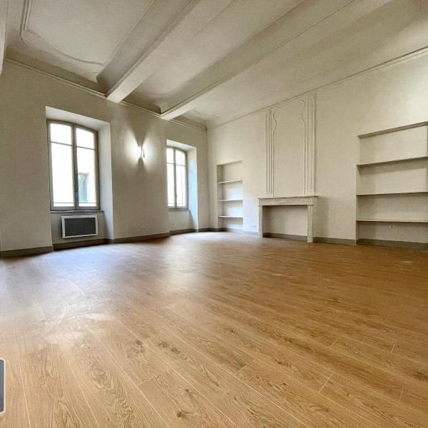 Location Appartement 4 pièces 92m² NARBONNE 11100 - Photo 1