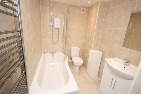 1 Bed Flat, Maltings Place, RG1 - Photo 3