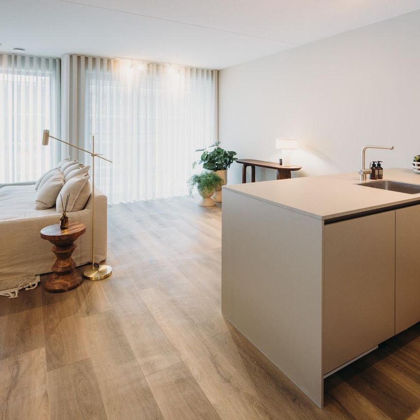 Te huur: Appartement Ariana Nozemanstraat in Amsterdam - Photo 1