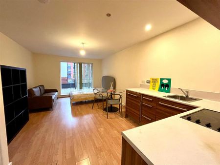 Studio to rent - Photo 5