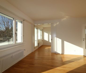 Wohnen im Fürstenrain - moderne 5 1/2-Zimmer-Dachwohnung - Photo 1