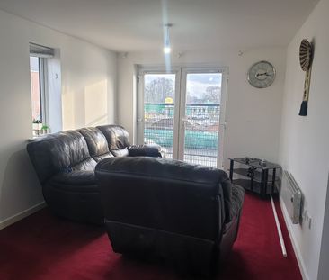 2 Bed Flat, Ivy Graham Close, M40 - Photo 4