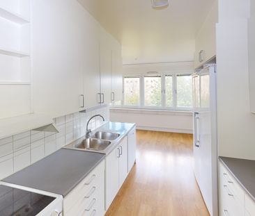 Liegatan, Västerås - Photo 2