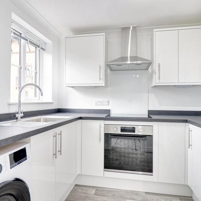 3 bedroom apartment to rent - Photo 1
