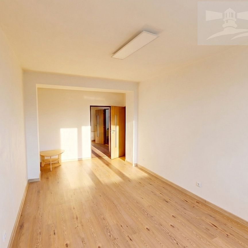 Pronájem bytu 2+1 53 m² - Photo 1