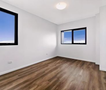 2 bed 2 bath-1705 - Photo 5