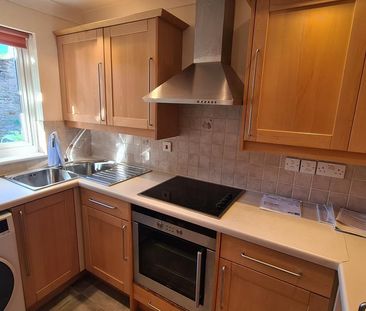 2 bedroom terraced house to rent - Photo 3