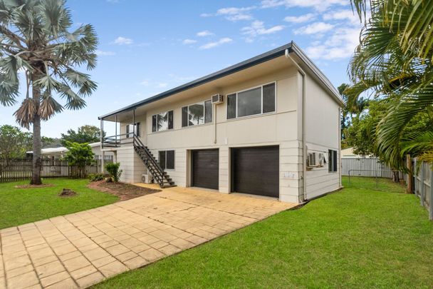 Large Family Home in Kirwan - Photo 1