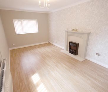 2 Bedroom Flat/Apartment To Let - Photo 5