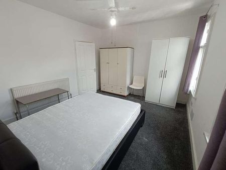 Kingsley Road, TW3 - Photo 5