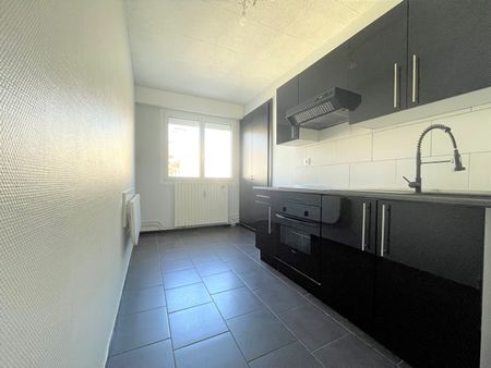 Location Appartement 2 pièces 51m² EPINAL 88000 - Photo 2