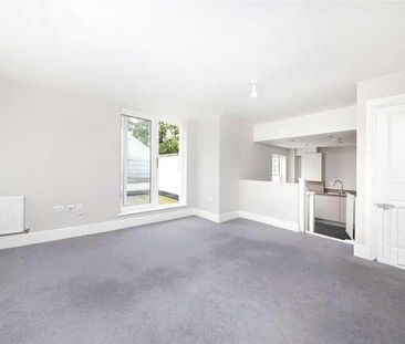 Gayfere Place, London, SE25 - Photo 2