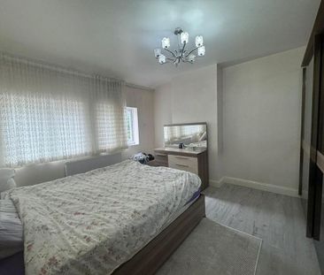 3 bedroom detached house to rent - Photo 4