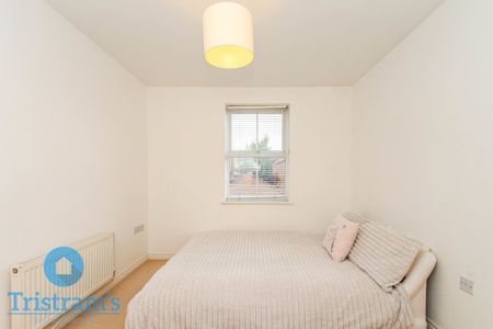 2 bed Apartment for Rent - Photo 5