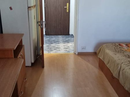 Titan, Str. Ghita Serban, - Photo 4