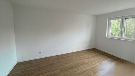 Junge 3-Zi.-Mietwohnung mit Stellplatz im BI-Westen! - Foto 3