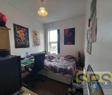 4 bedroom terraced house to rent - Photo 2