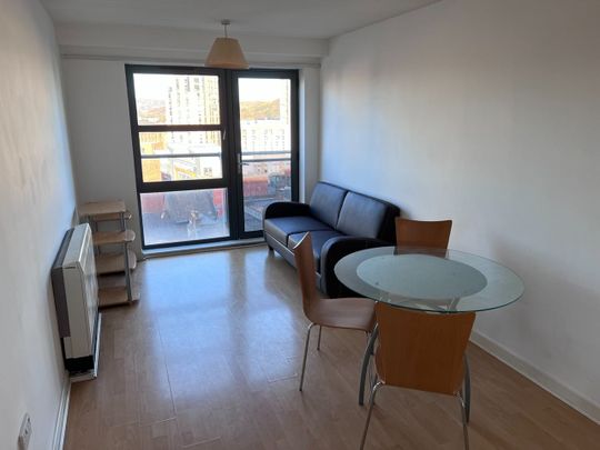 2 Bed Flat, West Point, S1 - Photo 1