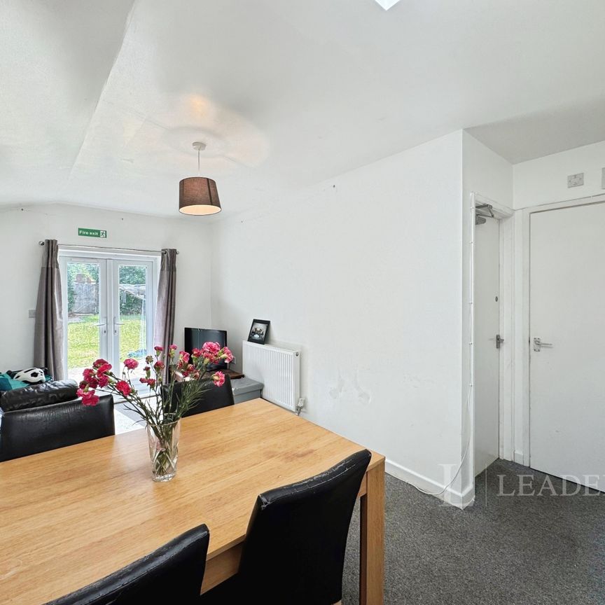 5 bedroom house to rent Gipsy Close, NR5 - Photo 1