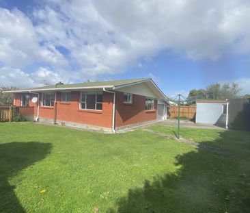 11 Fairbank Avenue, Stratford - Photo 5