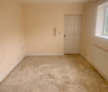 2 bed to rent Church Street, DE7 - Photo 5