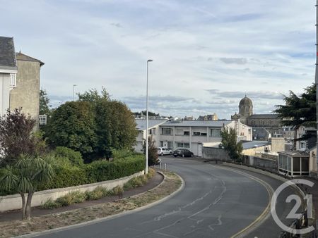 Location Appartement 3 pièces 54m² GRANVILLE 50400 - Photo 5