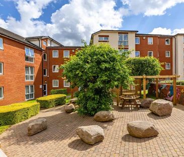 1 bedroom in a flat share to rent - Photo 5