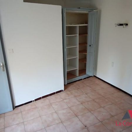 Location Appartement 1 pièce 19m² EGUILLES 13510 - Photo 3