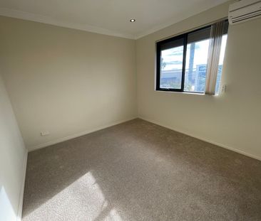 1/24 Frederick Street, Belmont WA 6104 - House For Rent | Domain - Photo 1