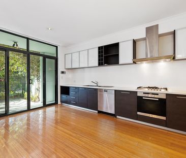 4/45-47 Stuart Street, Perth, WA 6000 - Photo 5