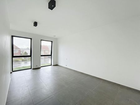 Huis te huur in Zedelgem met 3 slaapkamers - foto 2