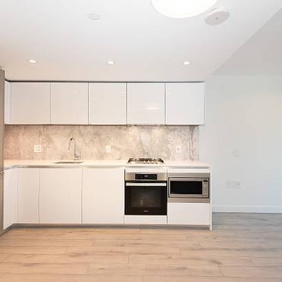 Luxury New Studio in Yaletown at 8X Rentals Available November 1, 2024 - Photo 3