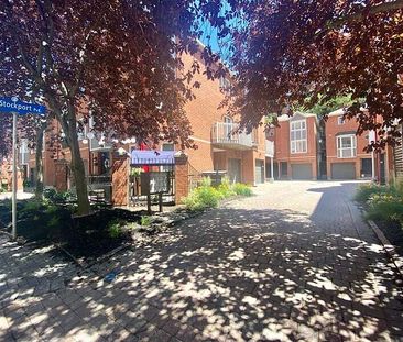 10 Stockport Pvt, Ottawa - Photo 2