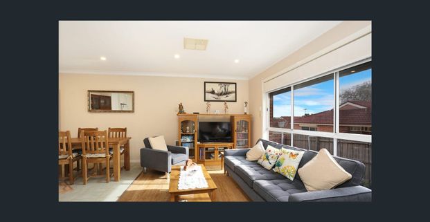 Charming unit in Meadow Heights - Photo 1