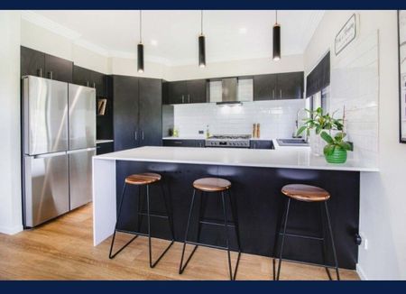 Upper Coomera - Photo 3
