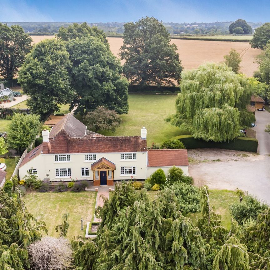 Newpound, Wisborough Green, RH14 - Photo 1