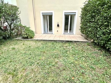 Location Appartement 1 pièce 30m² LYON 7ème - Photo 4