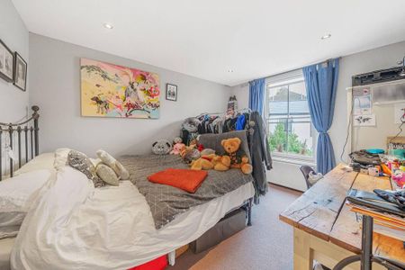 5 bedroom terraced house to rent - Photo 4