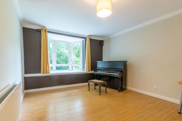 1052L - East Parkside, Edinburgh, EH16 5XN - Photo 1